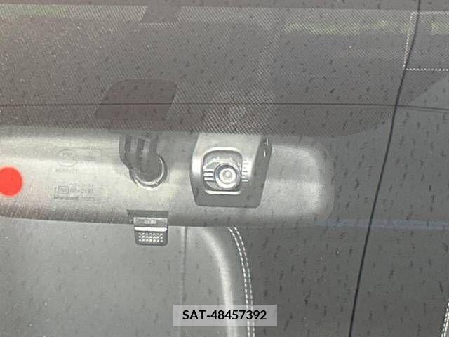 Toyota AQUA 2013-09 389333-7