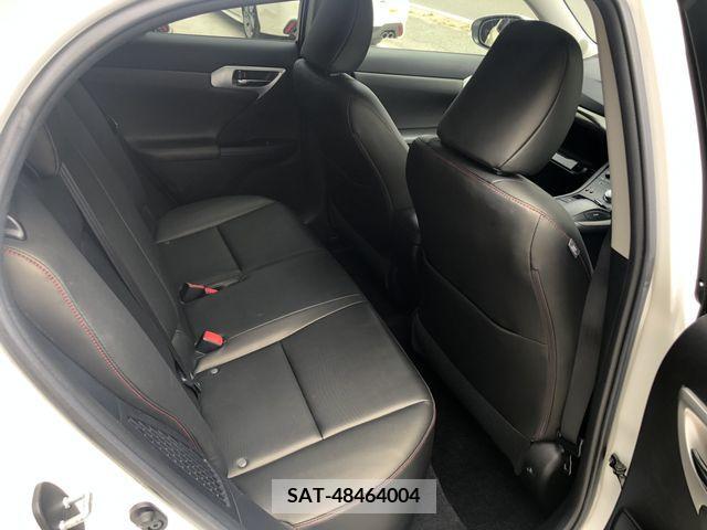 Lexus CT 2013-02 200261-7
