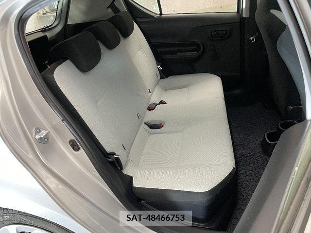 Toyota AQUA 2017-12 261037-9