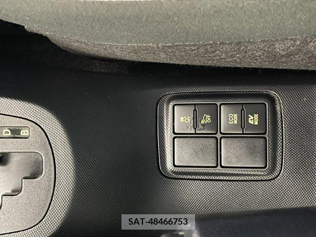 Toyota AQUA 2017-12 261037-24