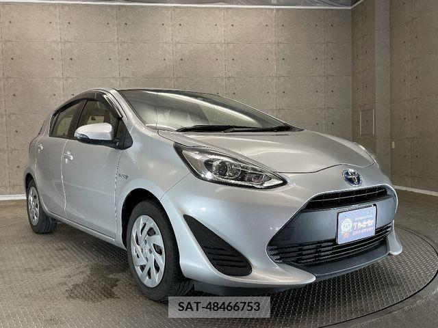 Toyota AQUA 2017-12 261037-4