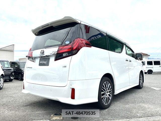 Toyota ALPHARD 2017-09 303631-13