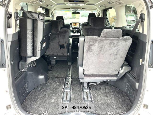 Toyota ALPHARD 2017-09 303631-11