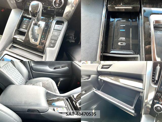 Toyota ALPHARD 2017-09 303631-27
