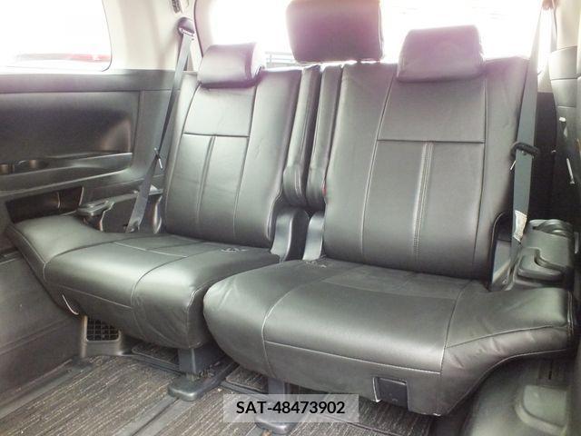 Toyota VELLFIRE 2017-04 332055-13