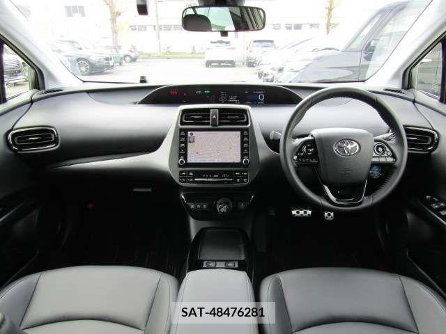 Toyota PRIUS 2022-03 227852-16