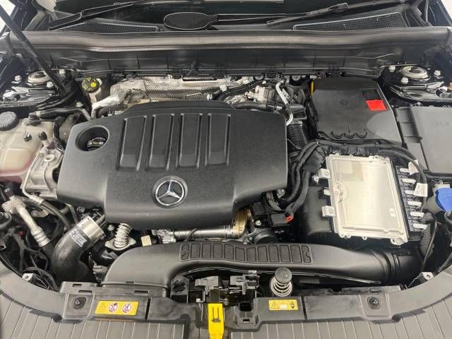 Mercedes Benz GLB-CLASS 2022-07 190734-18