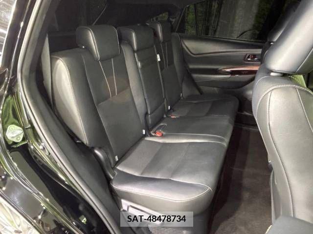 Toyota HARRIER 2015-09 331513-9