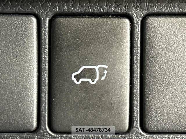 Toyota HARRIER 2015-09 331513-7