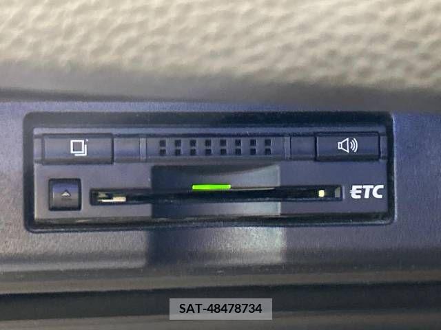 Toyota HARRIER 2015-09 331513-6