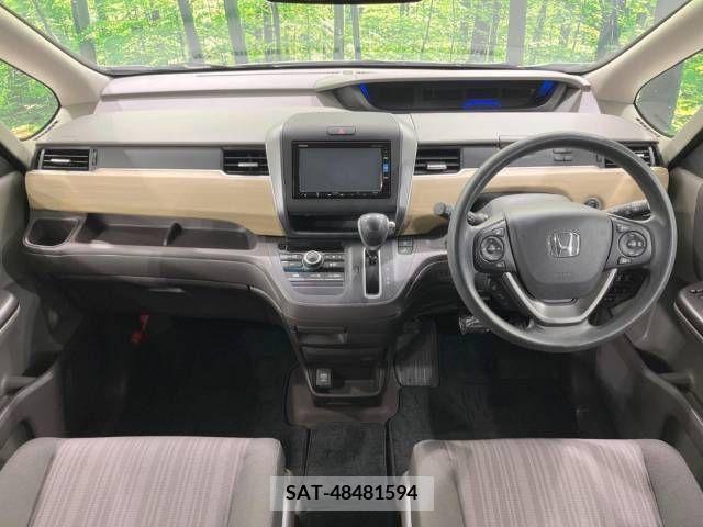 Honda FREED 2016-11 211377-1