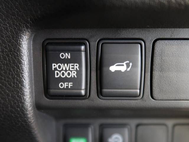Nissan X-TRAIL 2017-08 17129-10