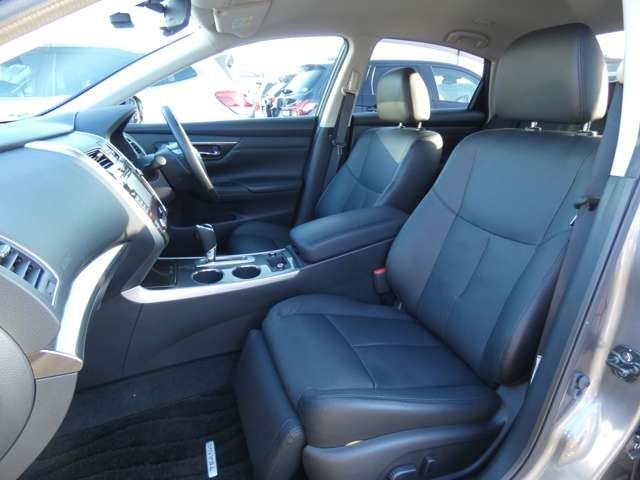 Nissan TEANA 2017-01 14956-25