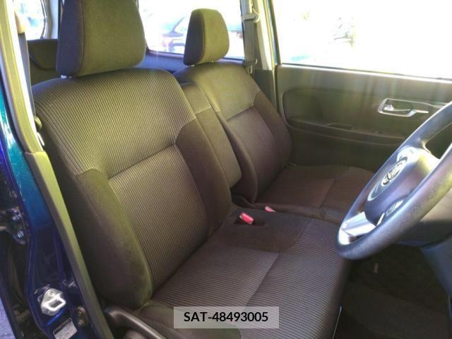 Daihatsu MOVE CUSTOM 2018-01 250031-12