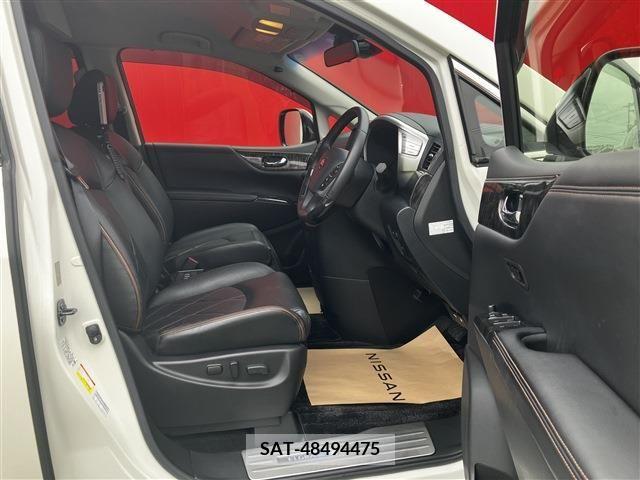 Nissan ELGRAND 2020-03 241837-3