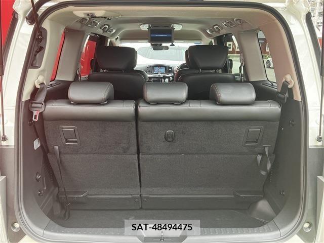 Nissan ELGRAND 2020-03 241837-8