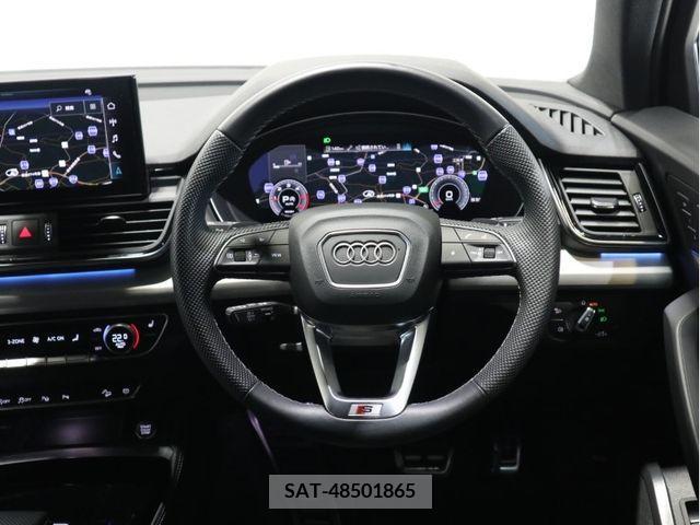 Audi Q5 2022-05 317999-10