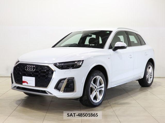 Audi Q5 2022-05 317999-0
