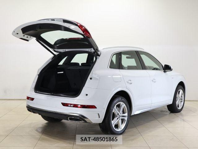 Audi Q5 2022-05 317999-8