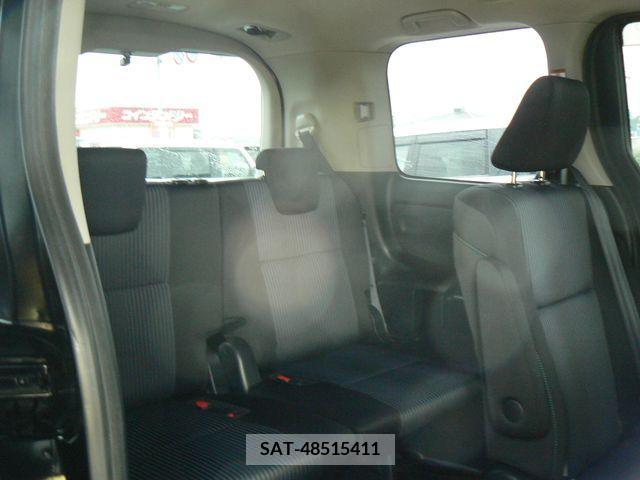 Toyota VOXY 2014-01 321378-7