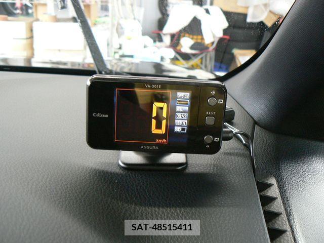 Toyota VOXY 2014-01 321378-13