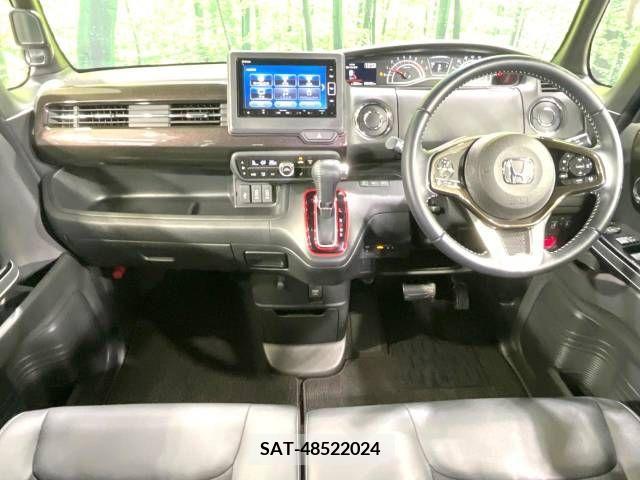Honda N BOX CUSTOM 2020-07 337862-1