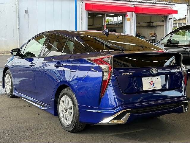Toyota PRIUS 2016-03 196082-16