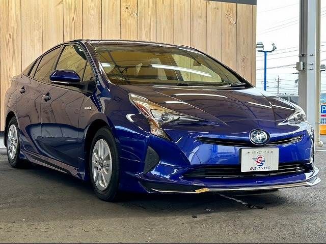 Toyota PRIUS 2016-03 196082-15