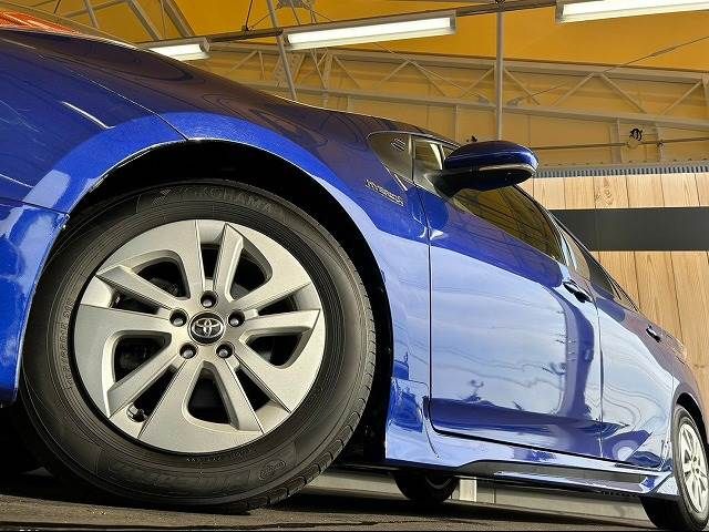 Toyota PRIUS 2016-03 196082-19