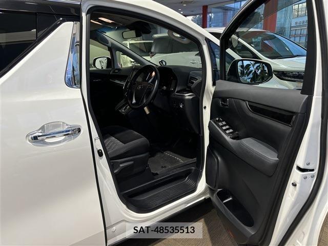 Toyota ALPHARD 2019-11 395505-16