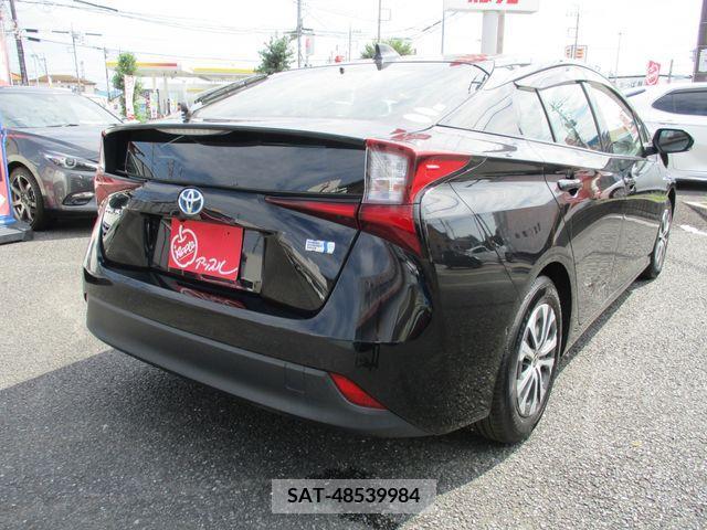 Toyota PRIUS 2019-03 385290-2
