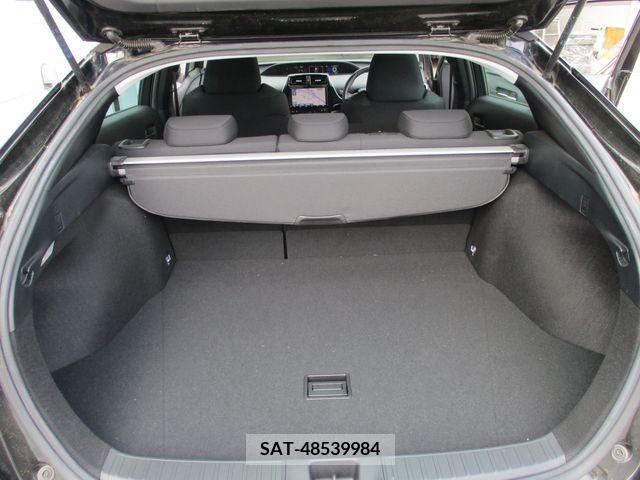 Toyota PRIUS 2019-03 385290-15