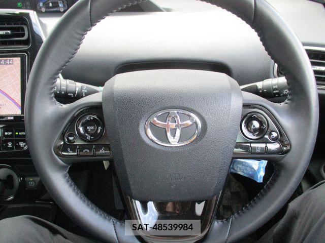 Toyota PRIUS 2019-03 385290-16