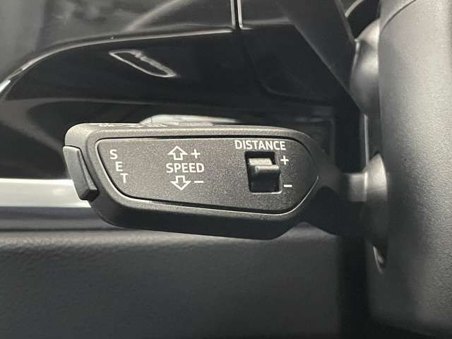 Audi Q3 2021-02 22891-16