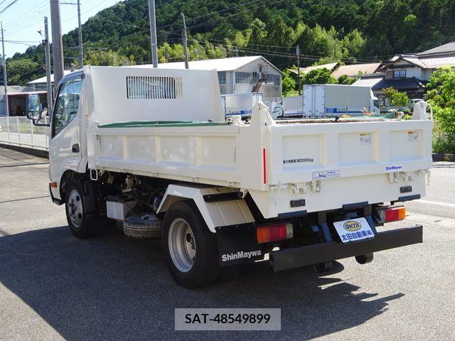 Hino DUTRO 2015-06 296718-6