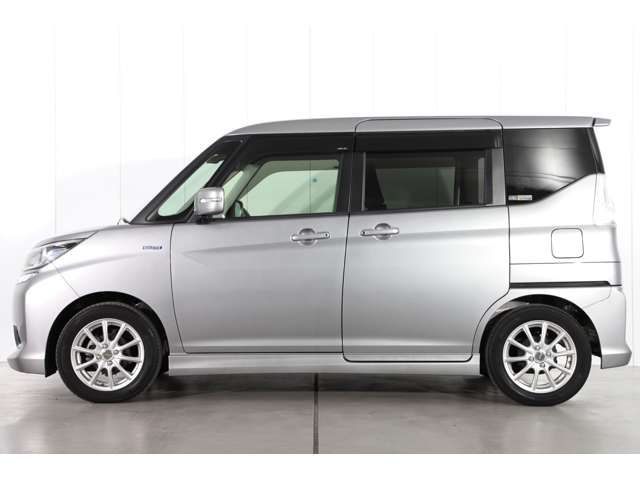 Suzuki SOLIO BANDIT 2018-02 185825-2