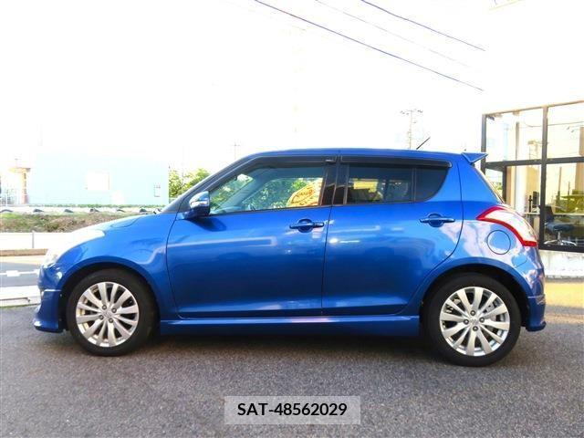 Suzuki SWIFT 2012-08 286649-4