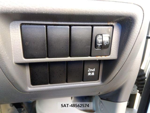 Mazda SCRUM VAN 2020-03 284091-8