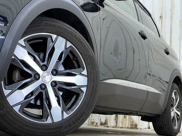 Peugeot 3008 2018-11 20484-18