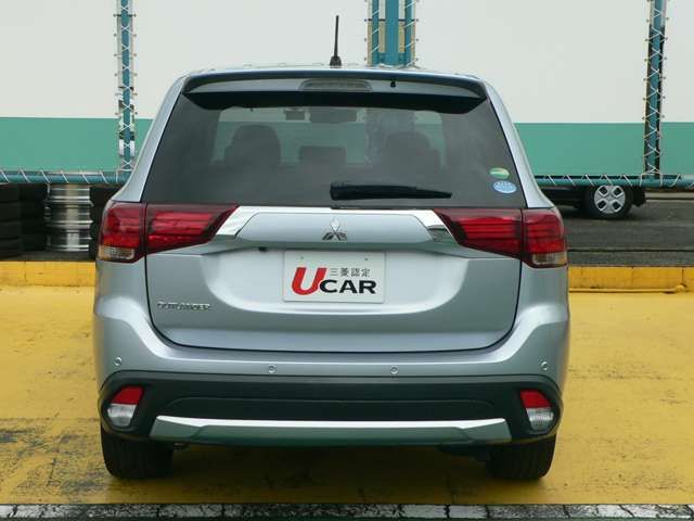 Mitsubishi OUTLANDER 2015-10 11540-7