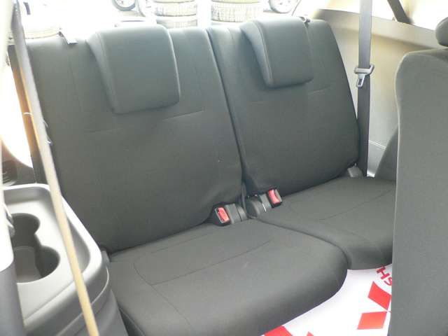 Mitsubishi OUTLANDER 2015-10 11540-11