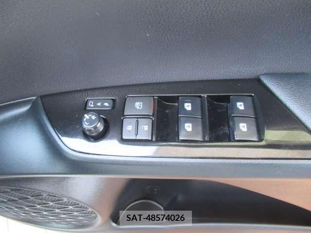 Toyota PRIUS 2018-03 373803-13