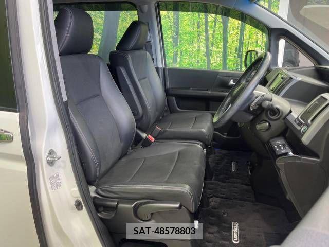 Honda e 2012-06 254237-9