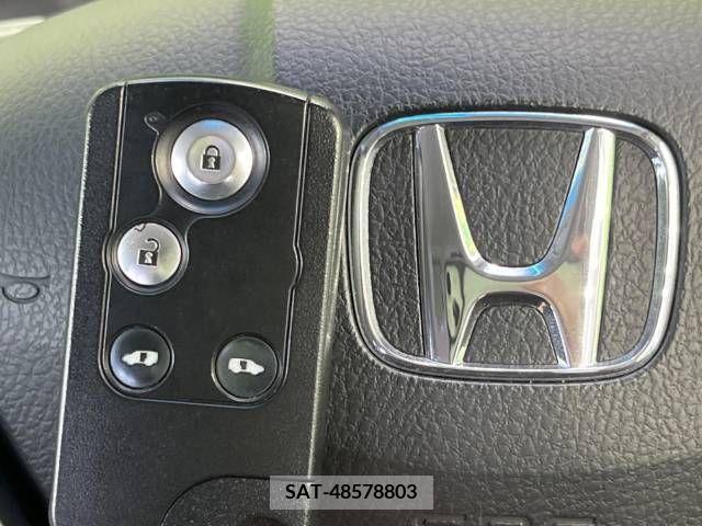 Honda e 2012-06 254237-8