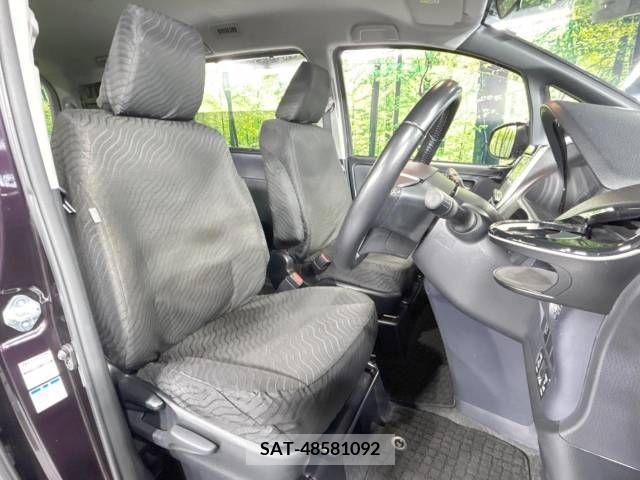 Toyota NOAH 2014-04 205496-9