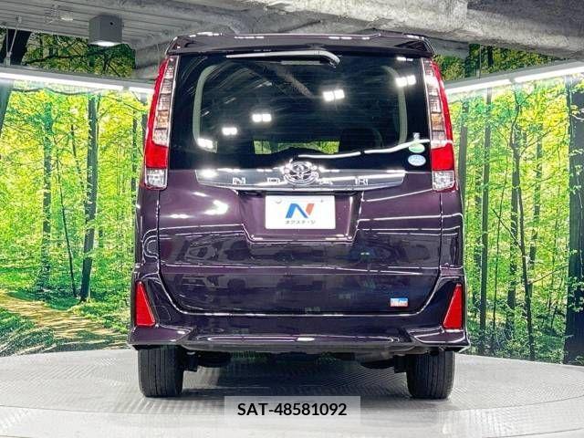 Toyota NOAH 2014-04 205496-15