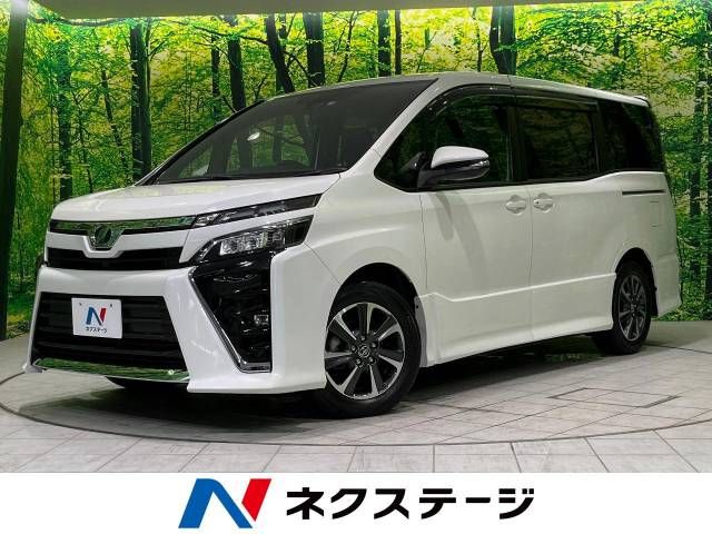 Toyota VOXY 2017-07 15589-0