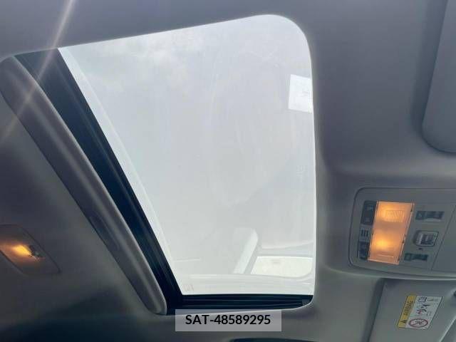 Lexus HS 2013-06 275729-2