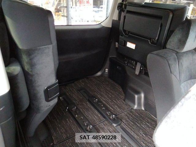 Toyota ALPHARD 2019-08 299491-14