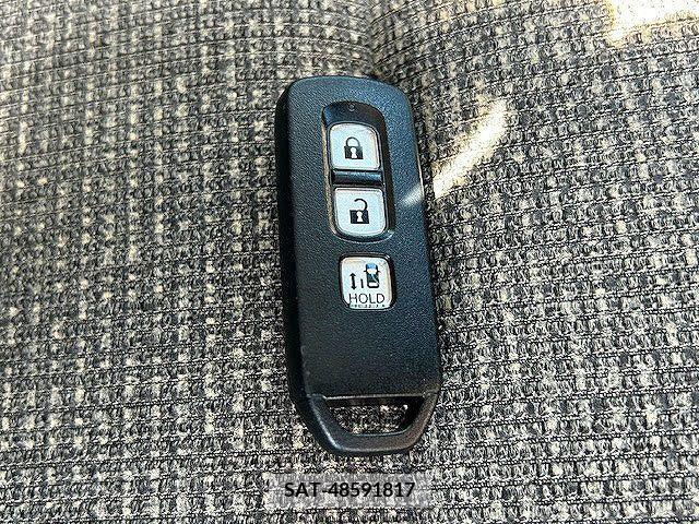 Honda N BOX 2018-06 233286-4